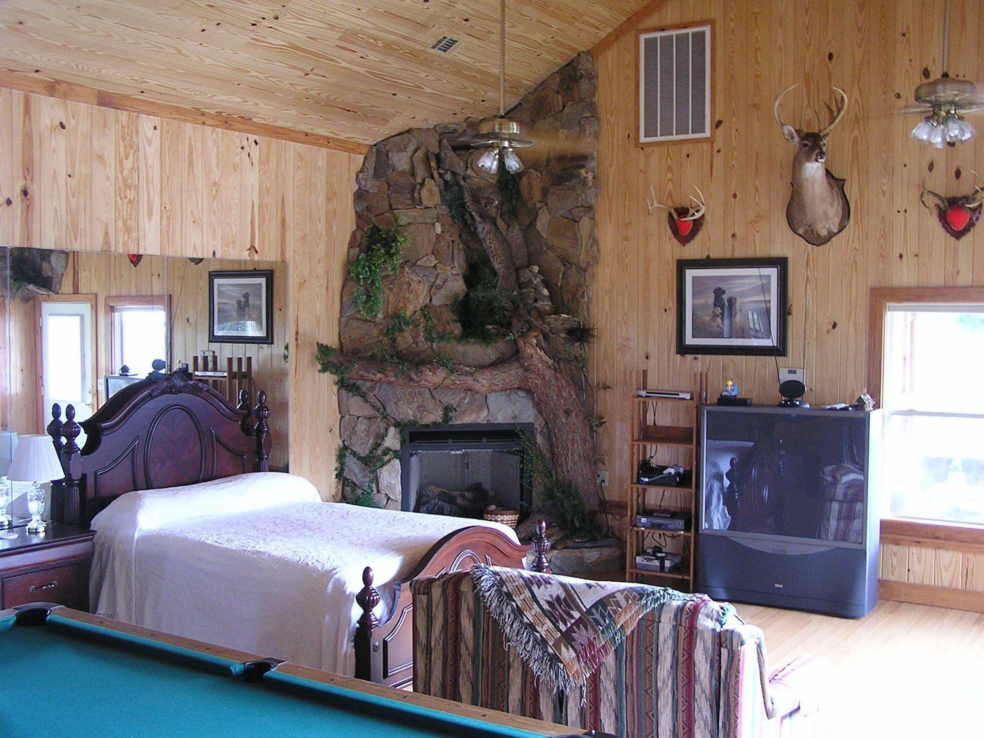 Shalom House Bed And Breakfast ทิฟทัน ภายนอก รูปภาพ